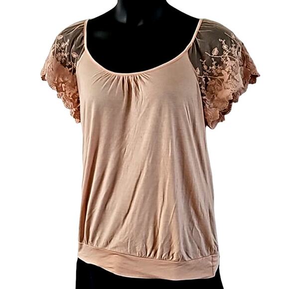 Rue 21 Juniors Blush Pink Blouse with Sheer Lace Flutter Sleeves - Size Large - Picture 4 of 5